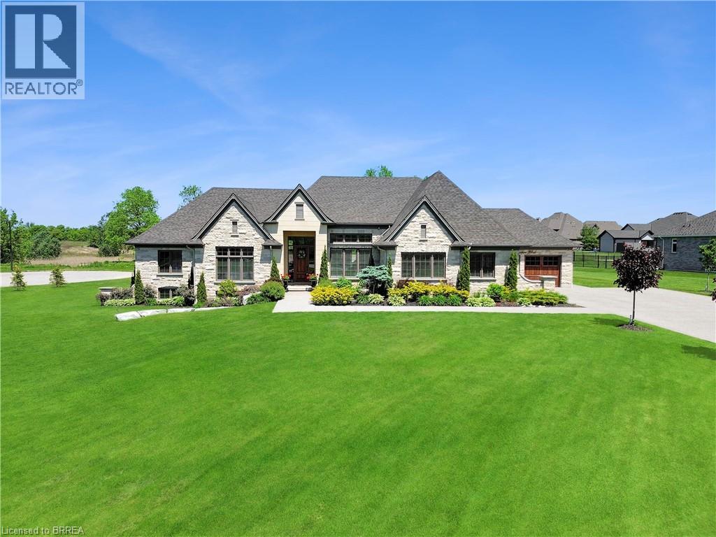 18 HARPER Boulevard, brantford, Ontario