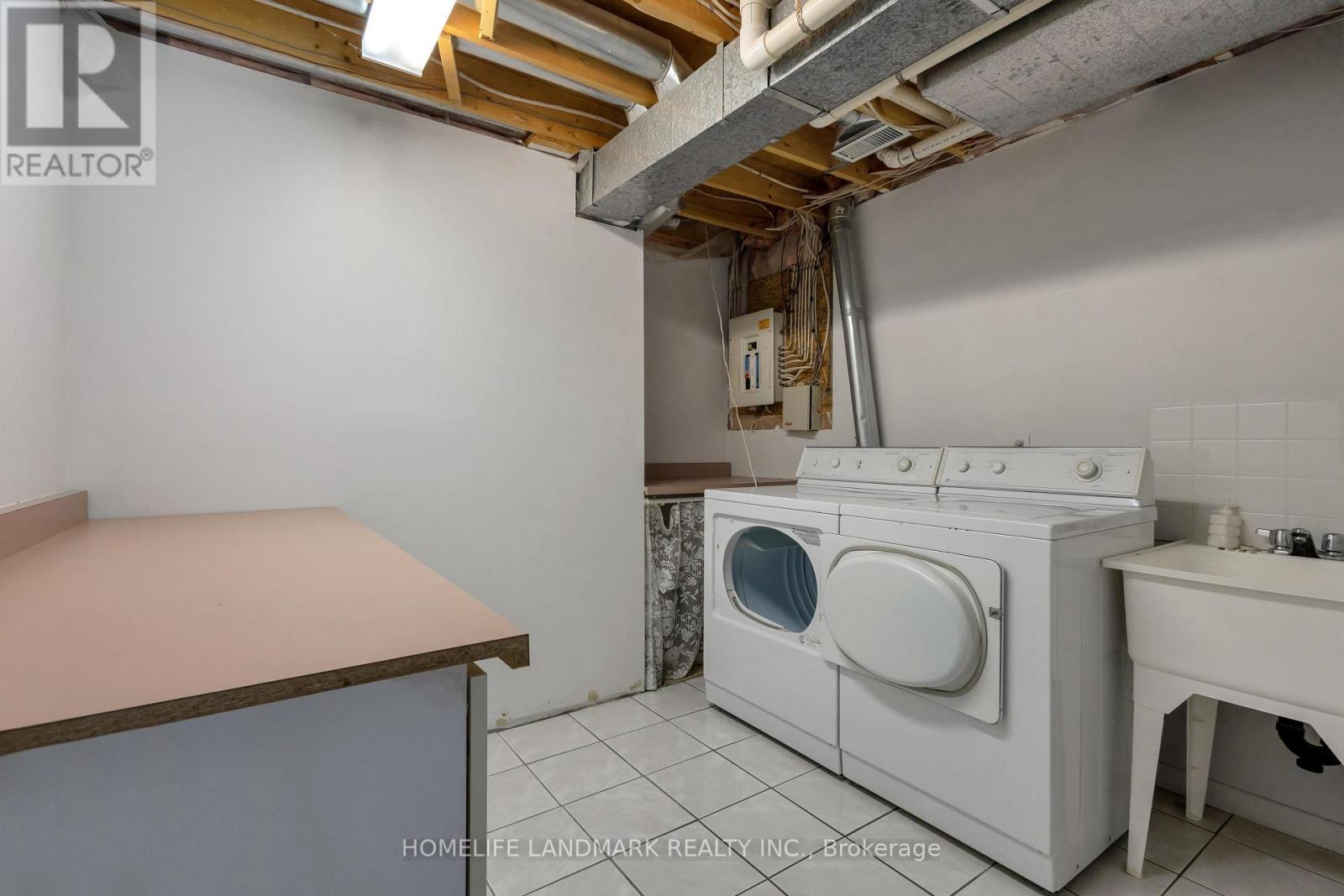 632 Inglis Falls Place, Waterloo, Ontario  N2V 2L4 - Photo 30 - X13169150