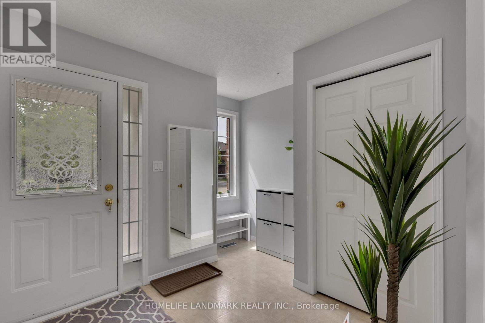 632 Inglis Falls Place, Waterloo, Ontario  N2V 2L4 - Photo 5 - X13169150