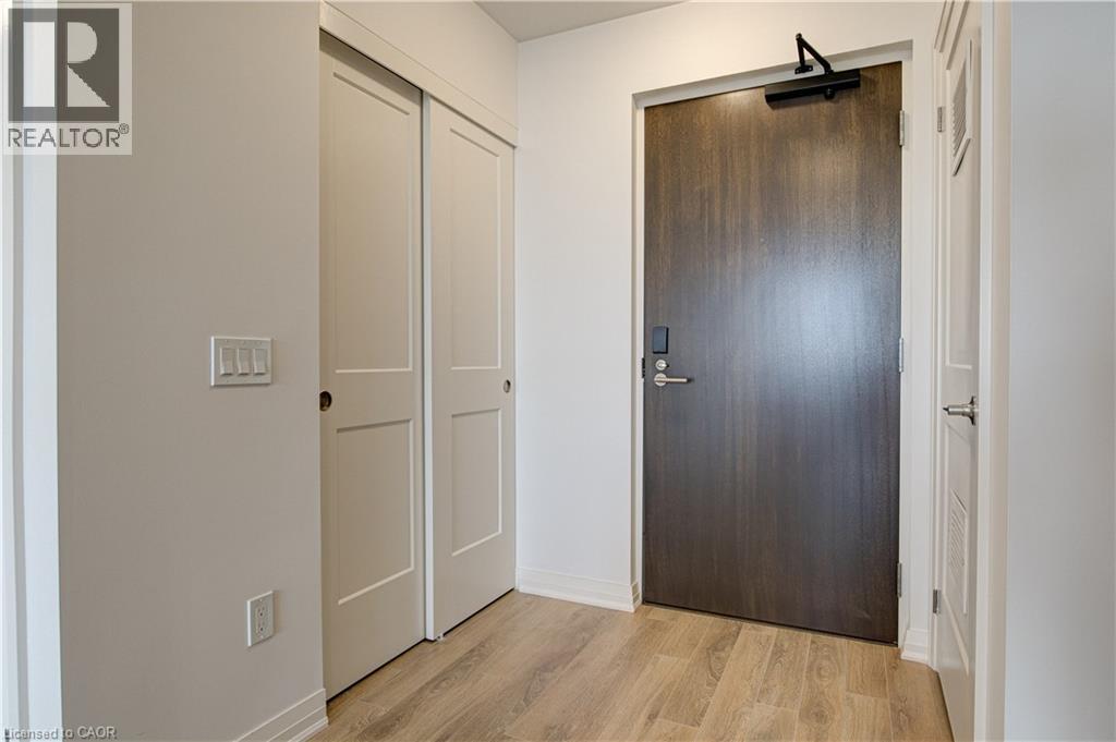 101 Golden Eagle Road Unit# 607, Waterloo, Ontario  N2V 1C3 - Photo 3 - 40832628