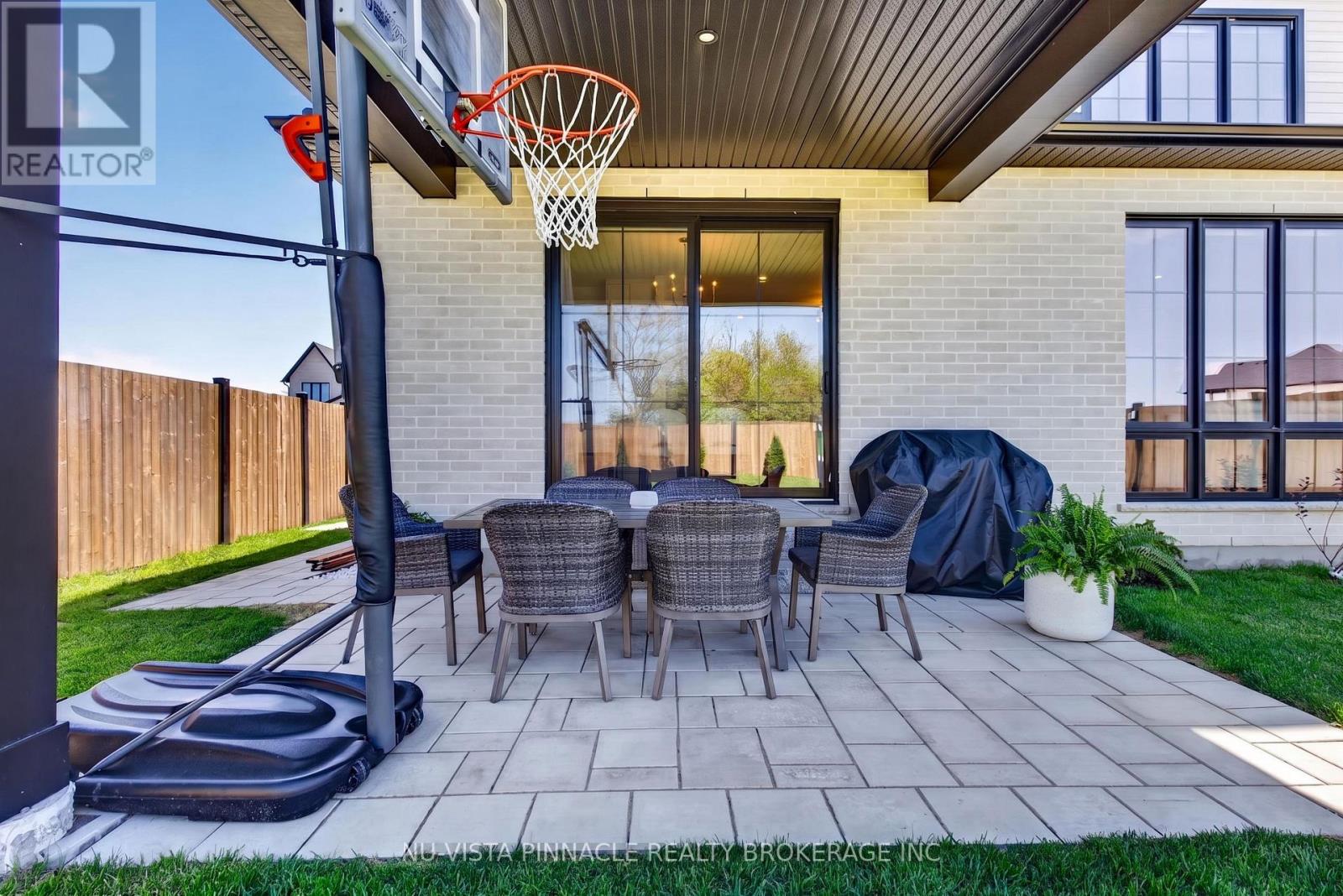 4119 Fallingbrook Road, London South, Ontario  N6P 0H8 - Photo 47 - X13169380