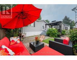 6 WATER STREET, puslinch, Ontario
