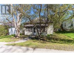 18 SUSAN STREET W, huntsville (chaffey), Ontario