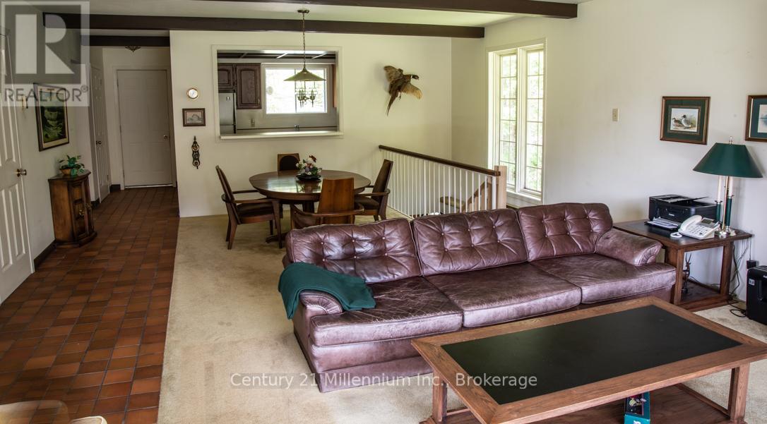 569025 6 Side Road, Blue Mountains, Ontario  N0H 2E0 - Photo 15 - X13169262