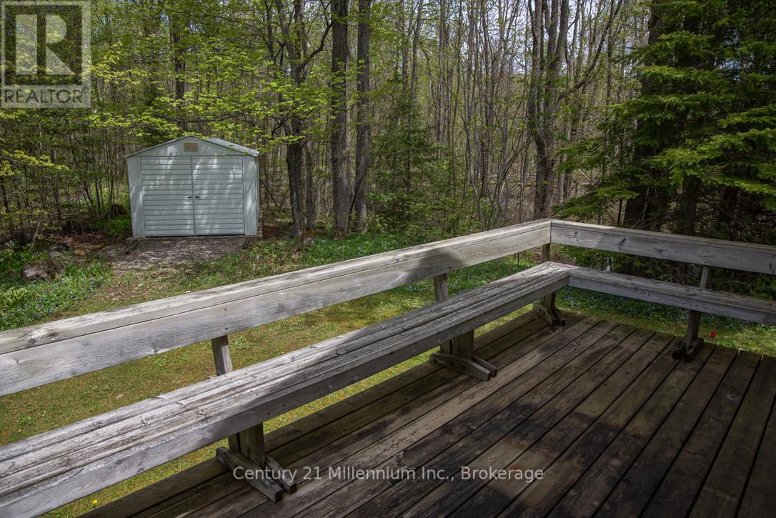 569025 6 Side Road, Blue Mountains, Ontario  N0H 2E0 - Photo 5 - X13169262