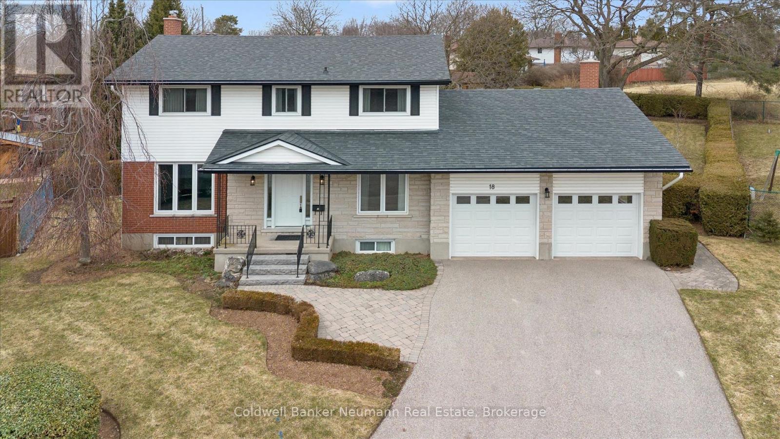18 CARMINE PLACE, Guelph, Ontario