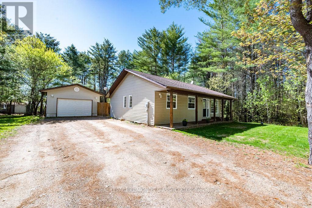 58 Legere Drive, Laurentian Hills, Ontario  K0J 1P0 - Photo 1 - X13169238