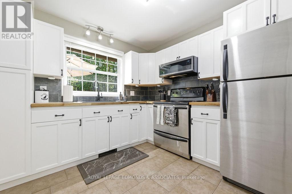 58 Legere Drive, Laurentian Hills, Ontario  K0J 1P0 - Photo 15 - X13169238