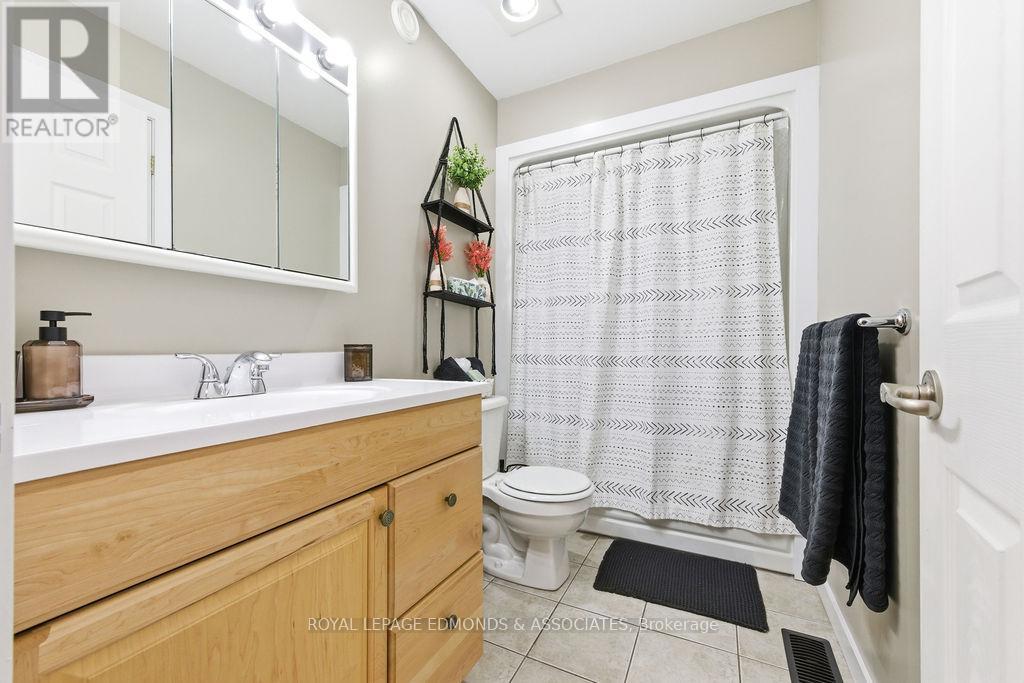 58 Legere Drive, Laurentian Hills, Ontario  K0J 1P0 - Photo 25 - X13169238