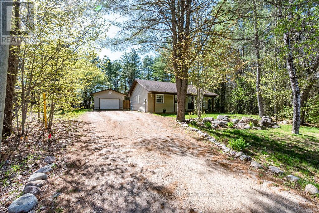 58 Legere Drive, Laurentian Hills, Ontario  K0J 1P0 - Photo 3 - X13169238