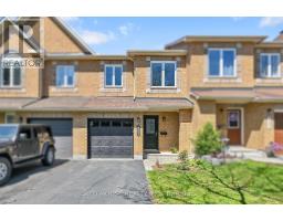 2285 BROCKSTONE CRESCENT, Ottawa, Ontario