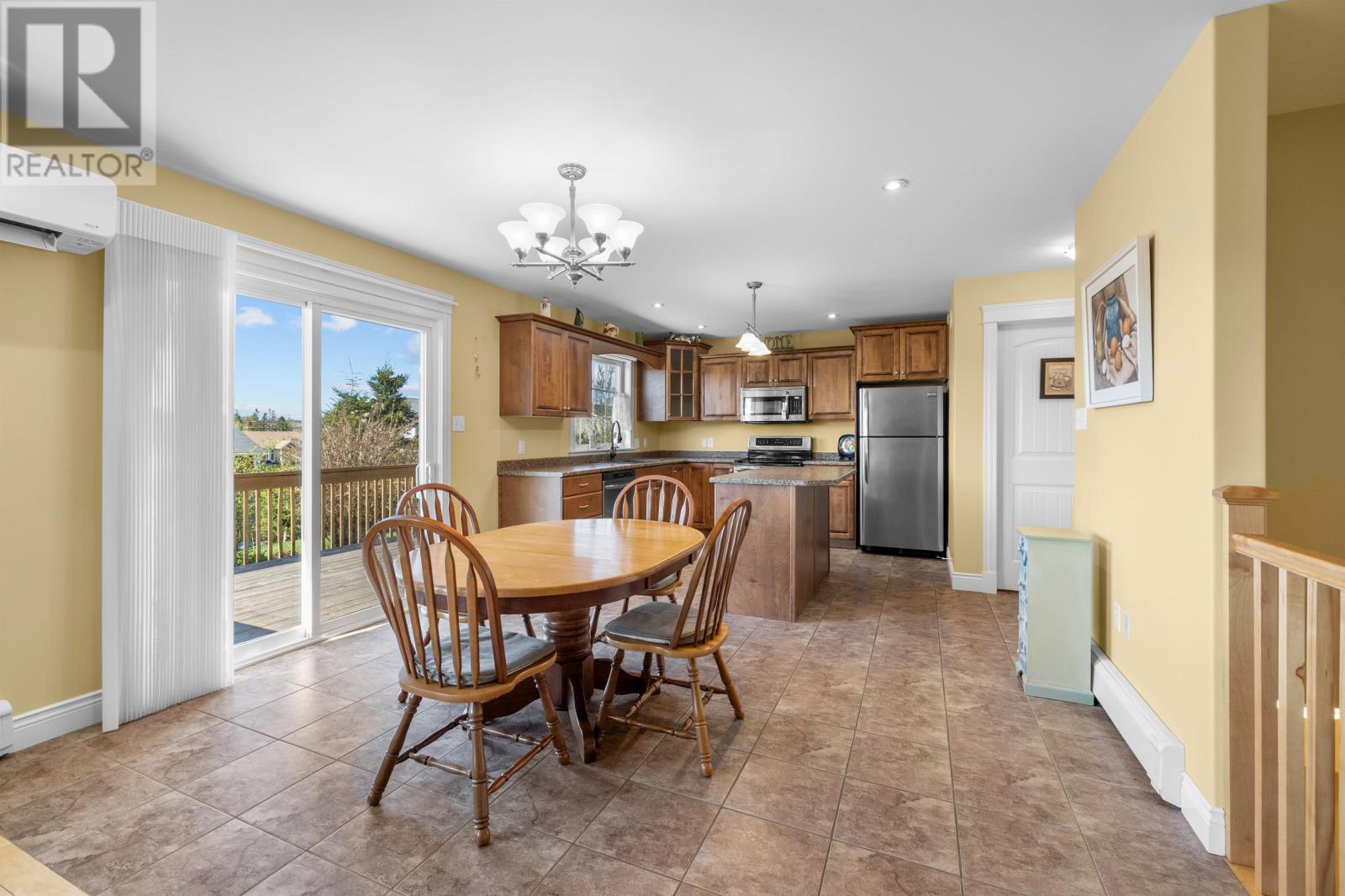 5 Townview Crescent, Cornwall, Prince Edward Island  C0A 1H4 - Photo 11 - 202612016