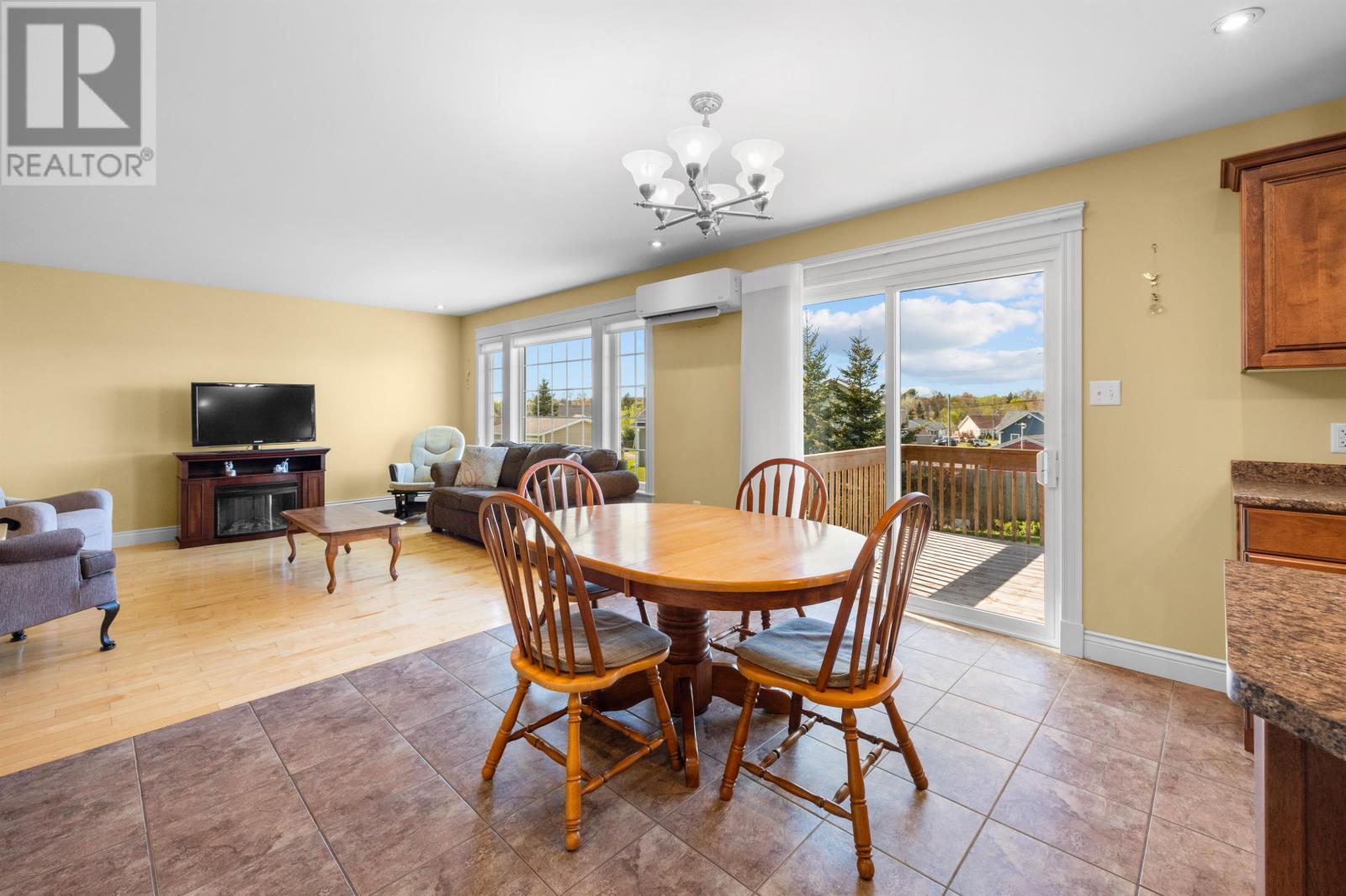 5 Townview Crescent, Cornwall, Prince Edward Island  C0A 1H4 - Photo 12 - 202612016