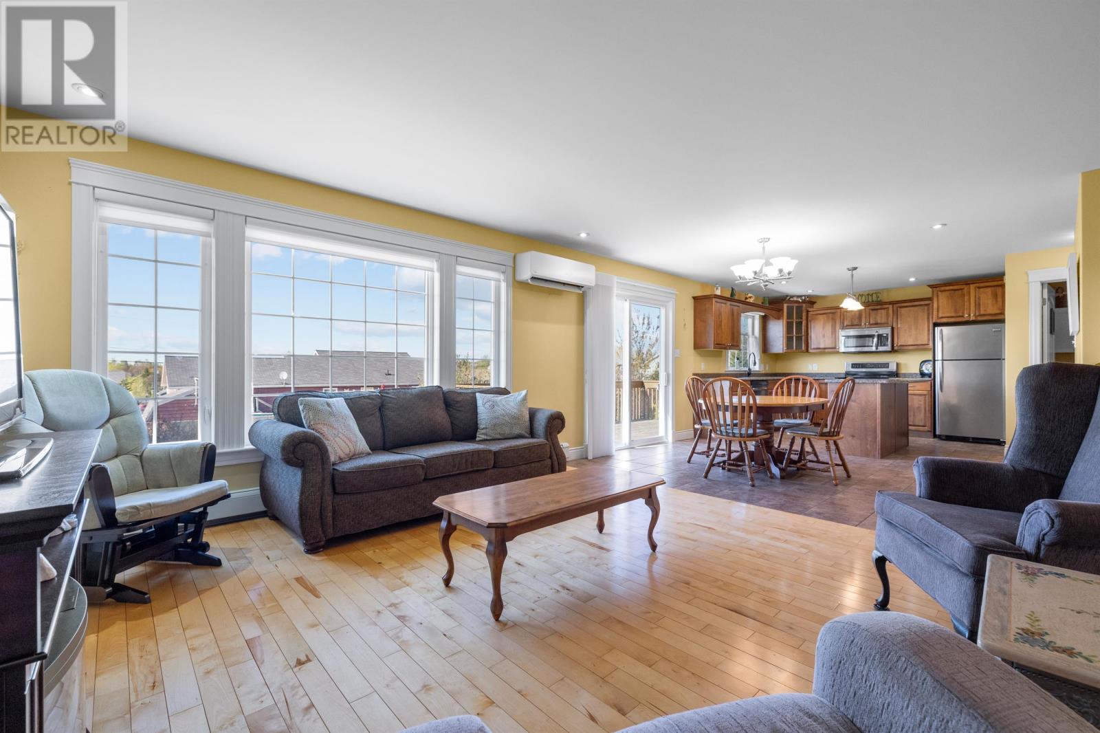 5 Townview Crescent, Cornwall, Prince Edward Island  C0A 1H4 - Photo 7 - 202612016
