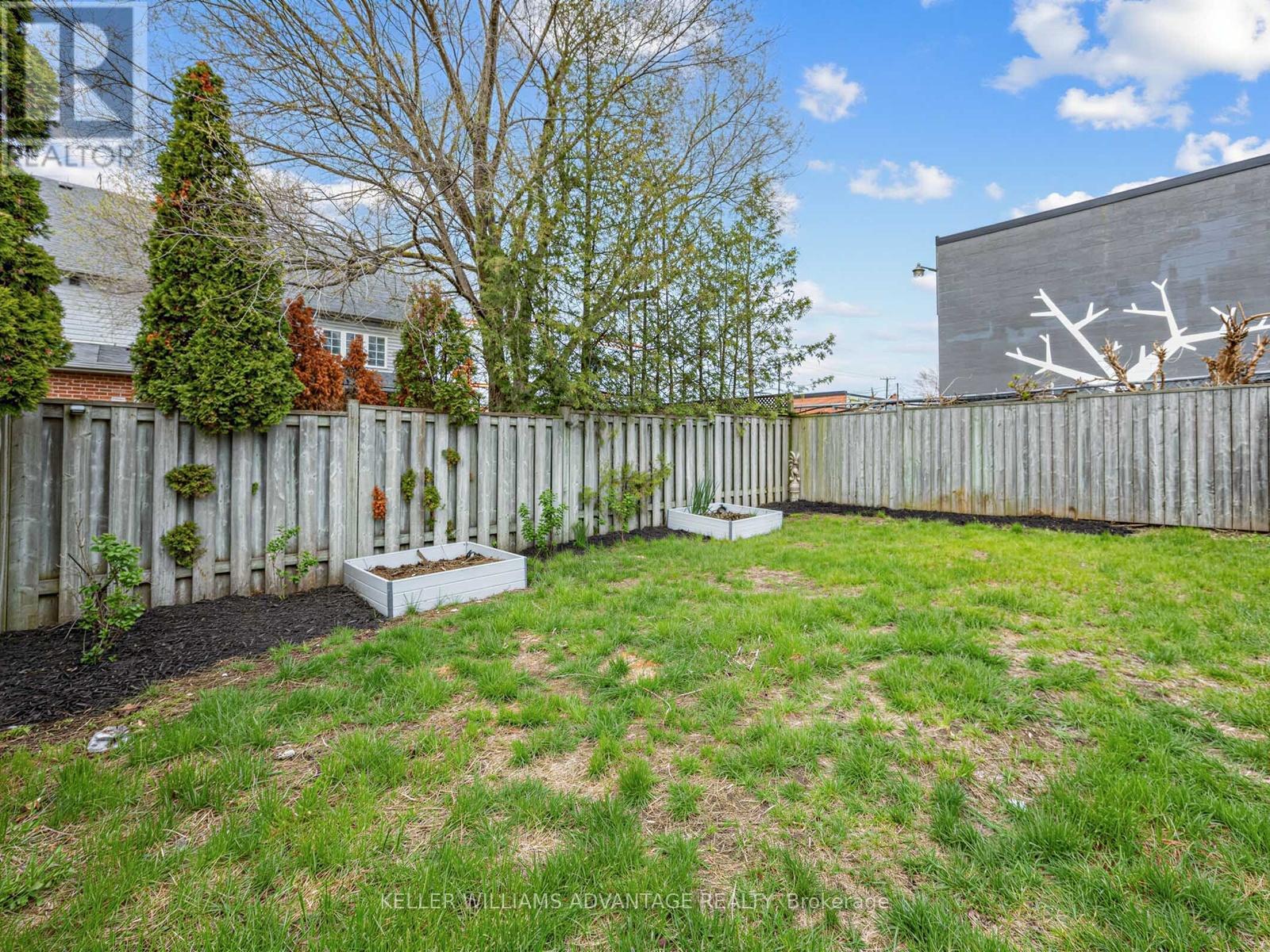 98 Coalport Drive, Toronto, Ontario  M1N 4B8 - Photo 34 - E13102352