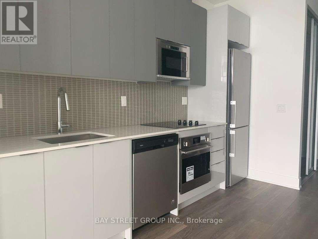 2605 - 2916 Highway 7 Road, Vaughan, Ontario  L4K 0K6 - Photo 2 - N13130568