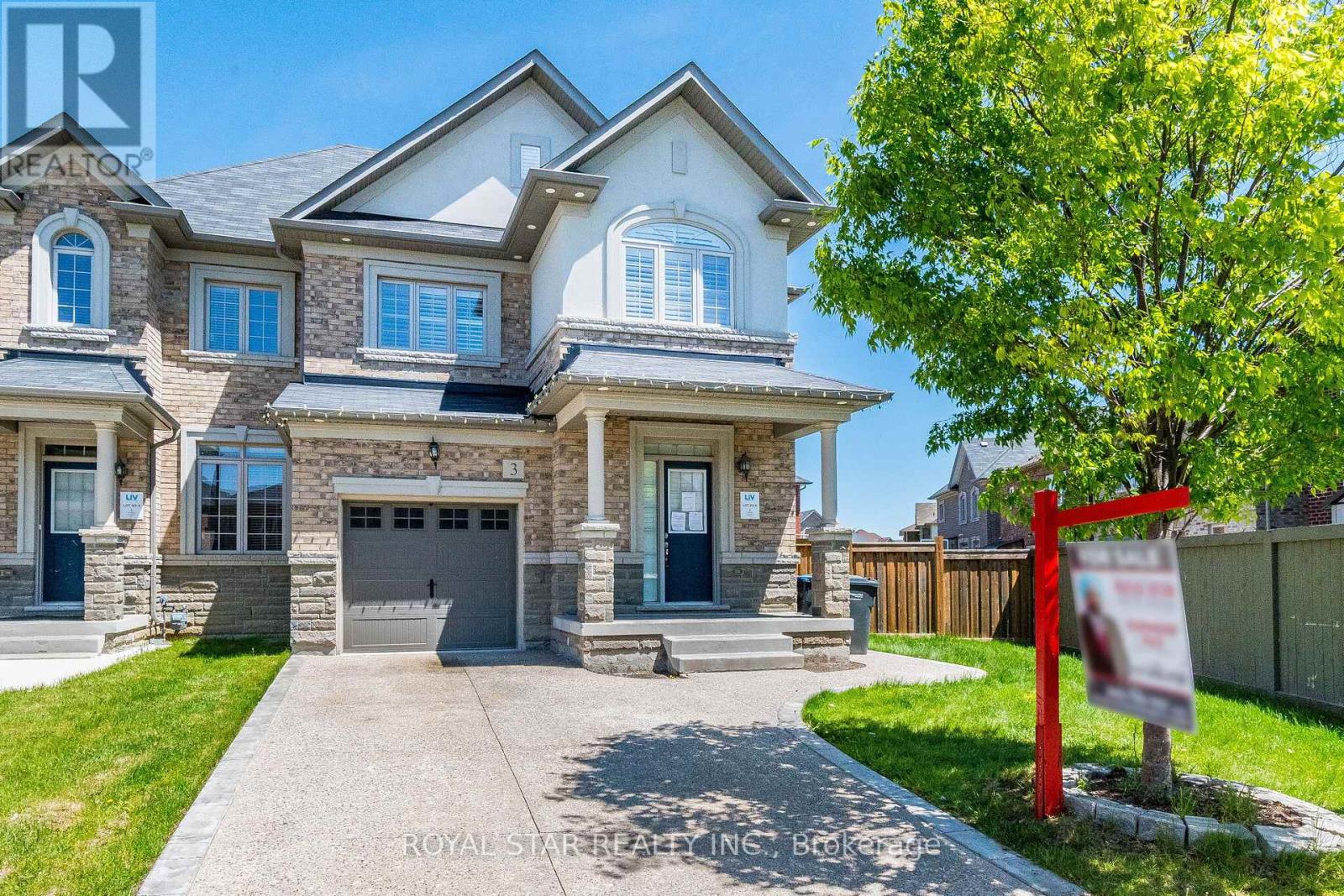 3 COHOE STREET, Brampton, Ontario