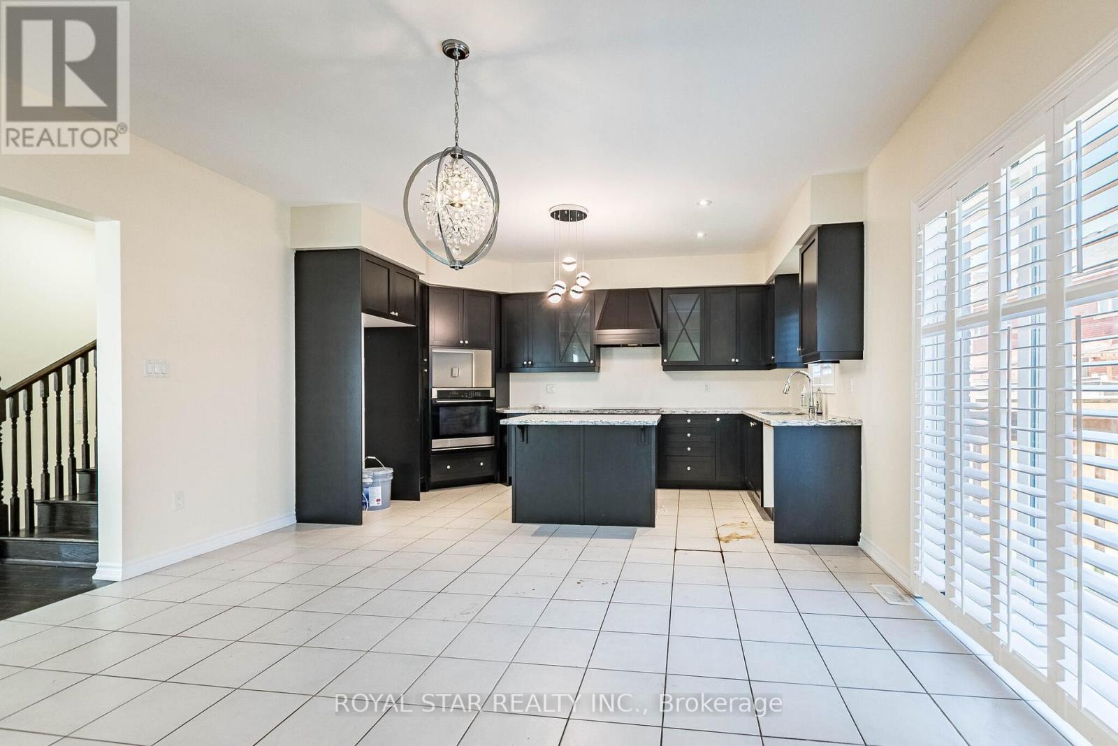 3 Cohoe Street, Brampton, Ontario  L7A 4X7 - Photo 16 - W13158478