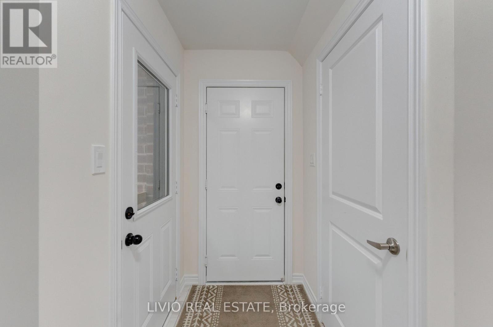 8 Housefinch Avenue, Brampton, Ontario  L6Z 0K6 - Photo 26 - W13167880