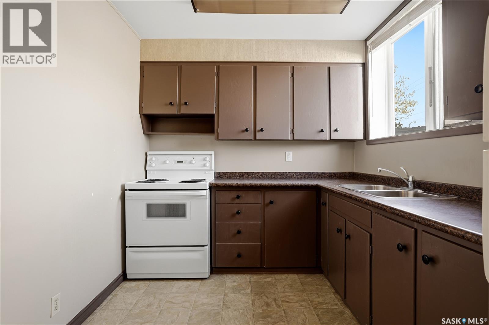 2500 Rothwell Street, Regina, Saskatchewan  S4N 2C8 - Photo 21 - SK036985