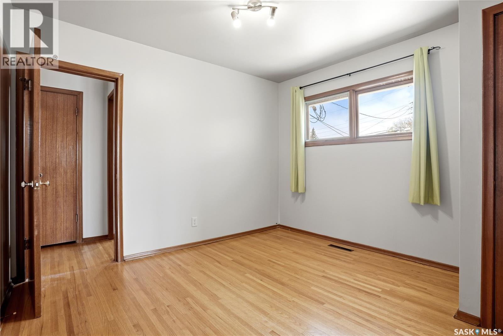 2500 Rothwell Street, Regina, Saskatchewan  S4N 2C8 - Photo 10 - SK036985