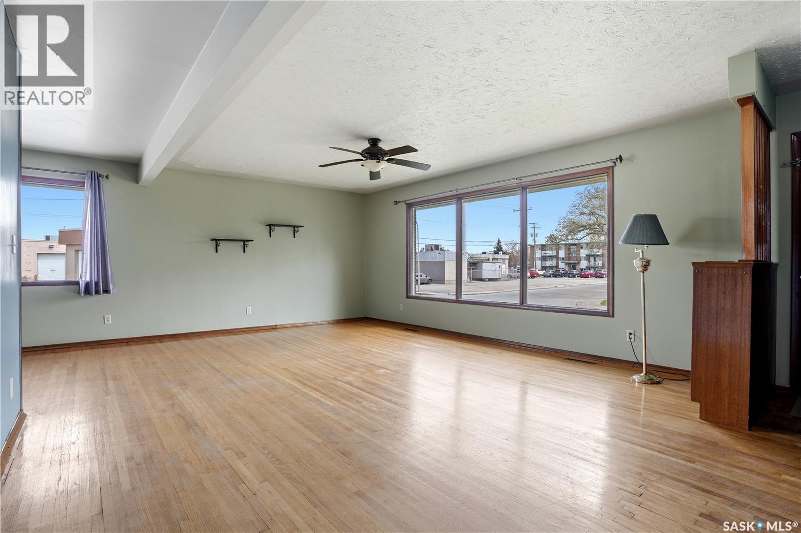 2500 Rothwell Street, Regina, Saskatchewan  S4N 2C8 - Photo 5 - SK036985