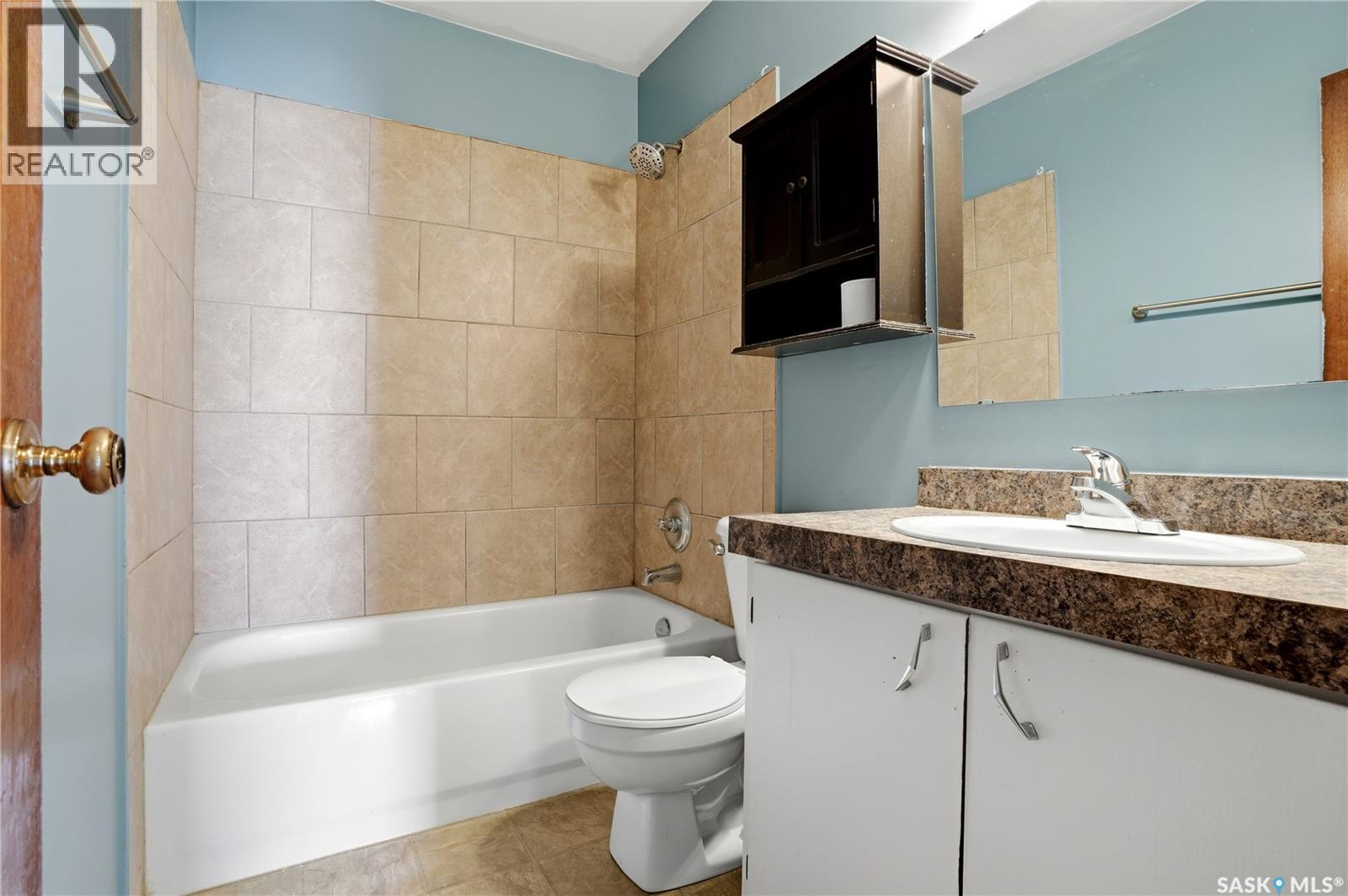 2500 Rothwell Street, Regina, Saskatchewan  S4N 2C8 - Photo 13 - SK036985