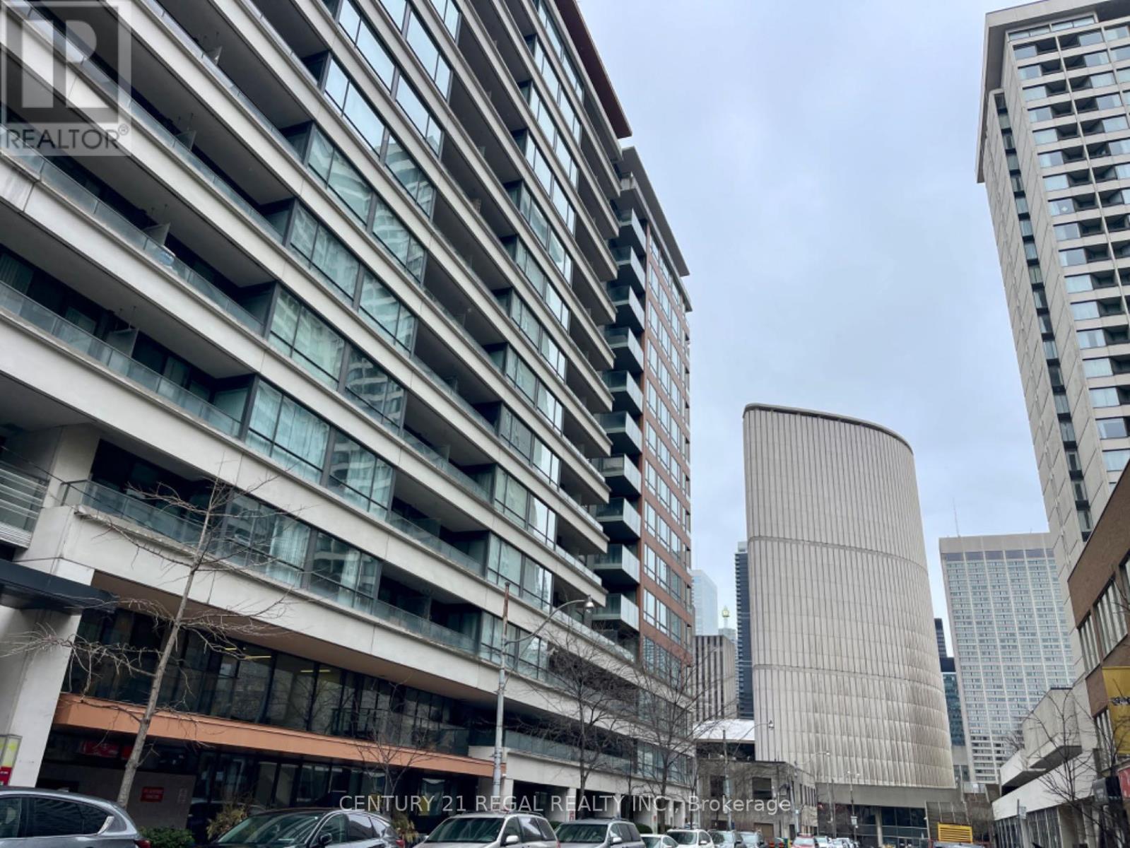 533 - 111 ELIZABETH STREET, Toronto, Ontario