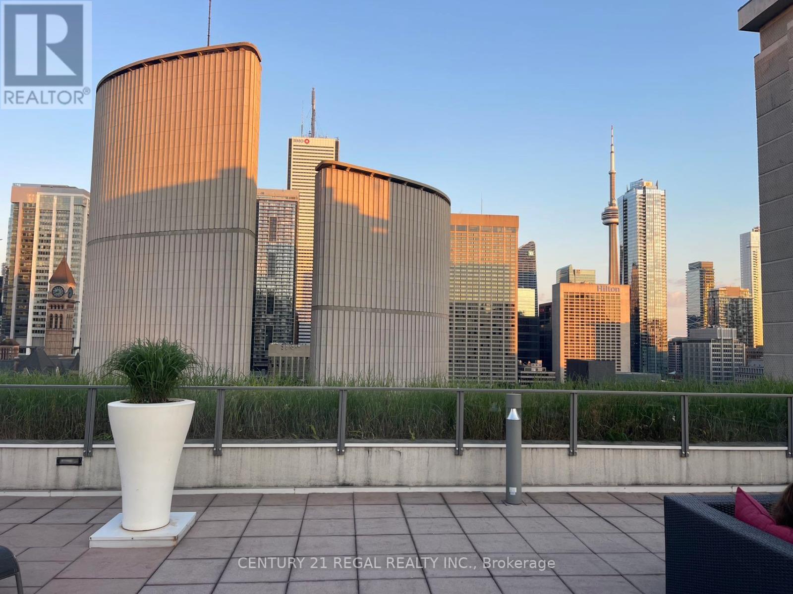 533 - 111 Elizabeth Street, Toronto, Ontario  M5G 1P7 - Photo 2 - C13137942