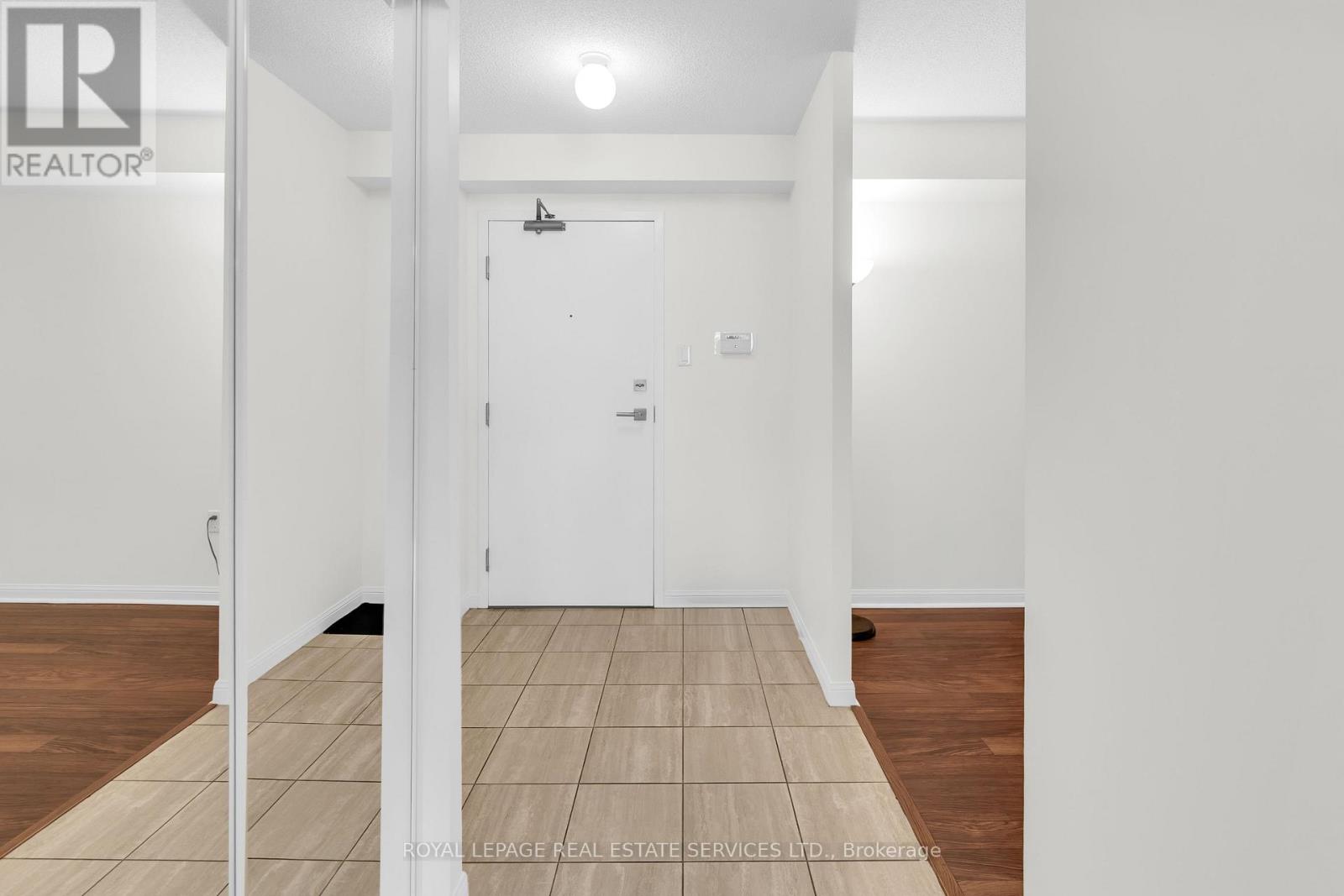 704 - 109 Front Street E, Toronto, Ontario  M5A 4P7 - Photo 3 - C13169390