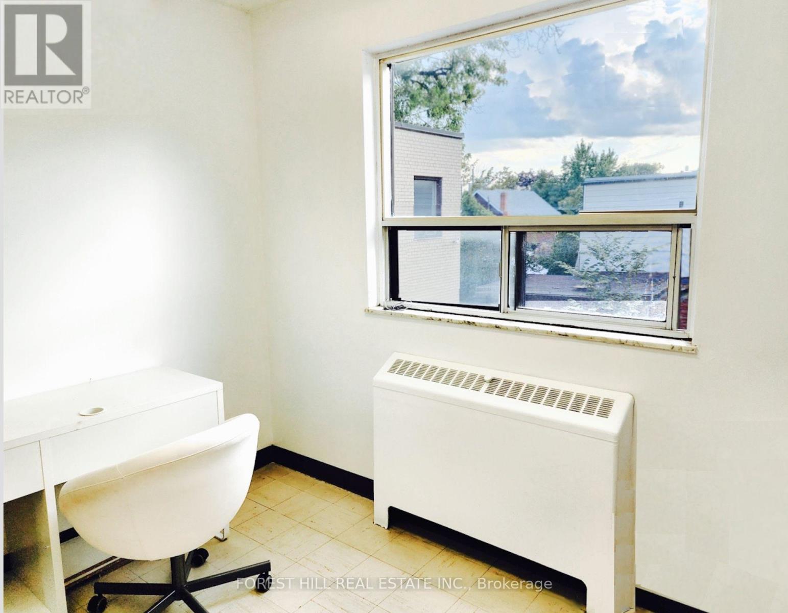 300 - 226 Bathurst Street, Toronto, Ontario  M5T 2R9 - Photo 6 - C13169418