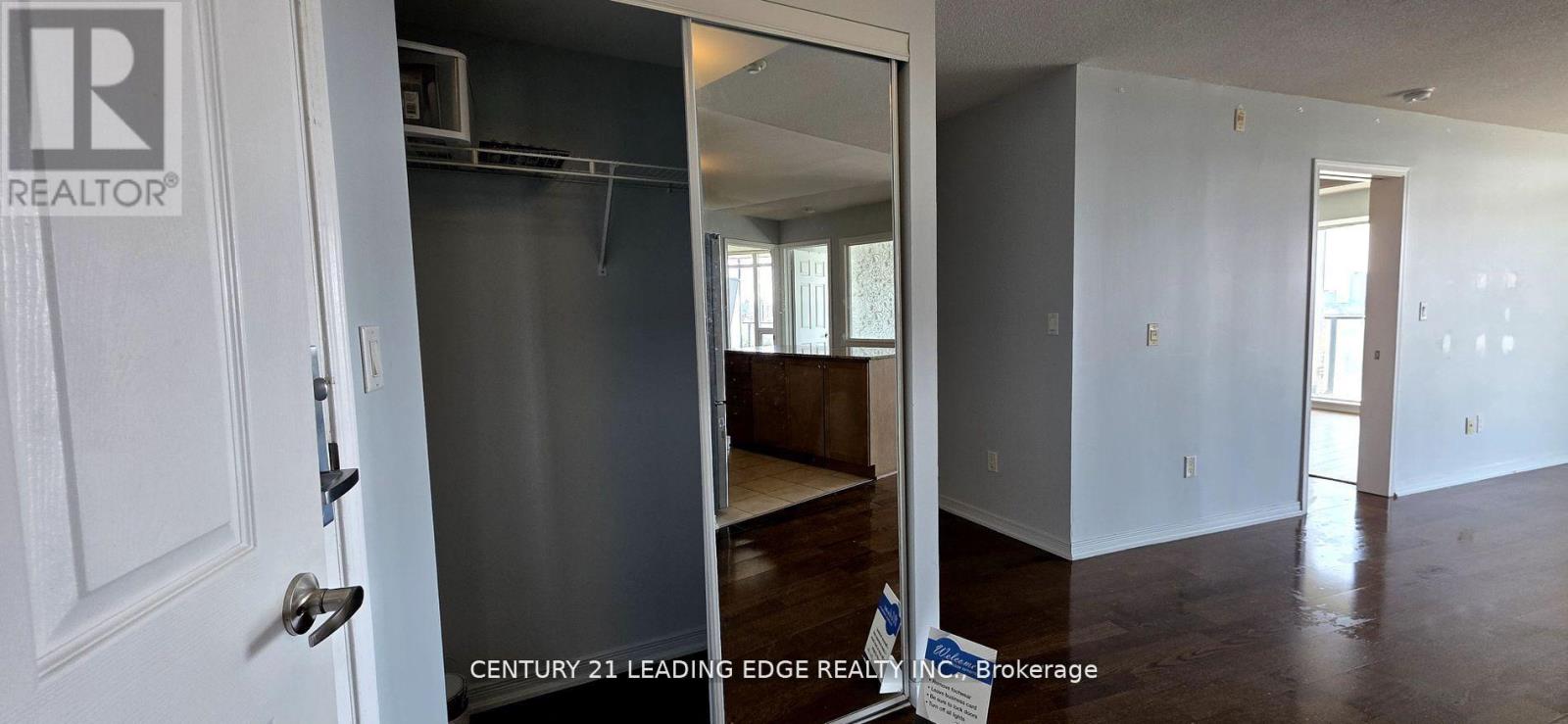Ph204 - 18 Valley Woods Road, Toronto, Ontario  M3A 0A1 - Photo 4 - C13169434