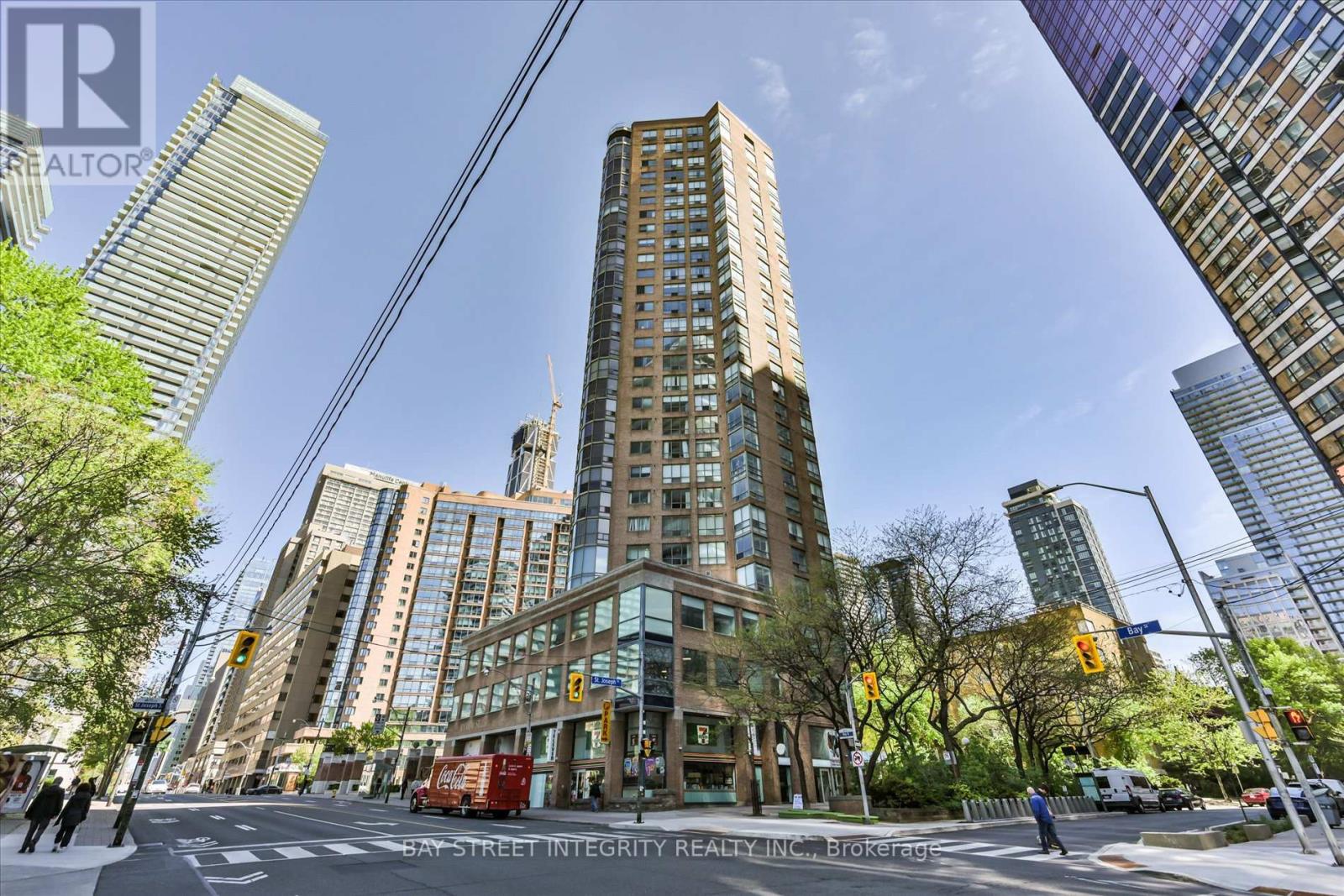 2013 - 44 St Joseph Street, Toronto, Ontario  M4Y 2W4 - Photo 2 - C13169452