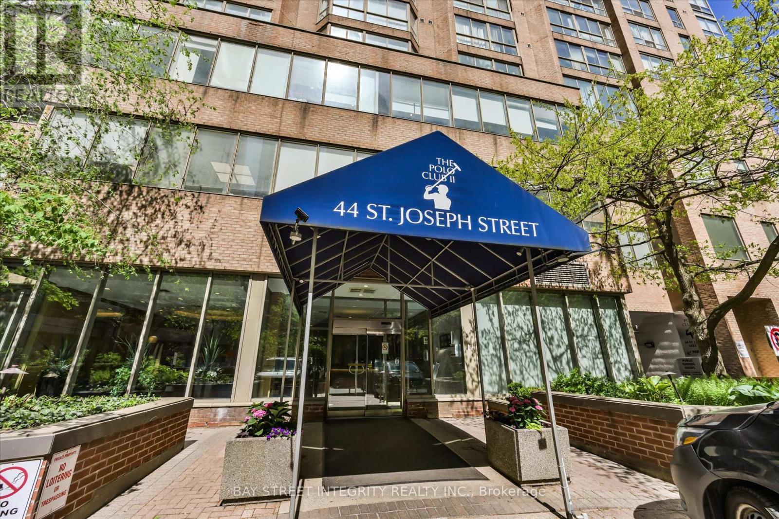 2013 - 44 St Joseph Street, Toronto, Ontario  M4Y 2W4 - Photo 5 - C13169452