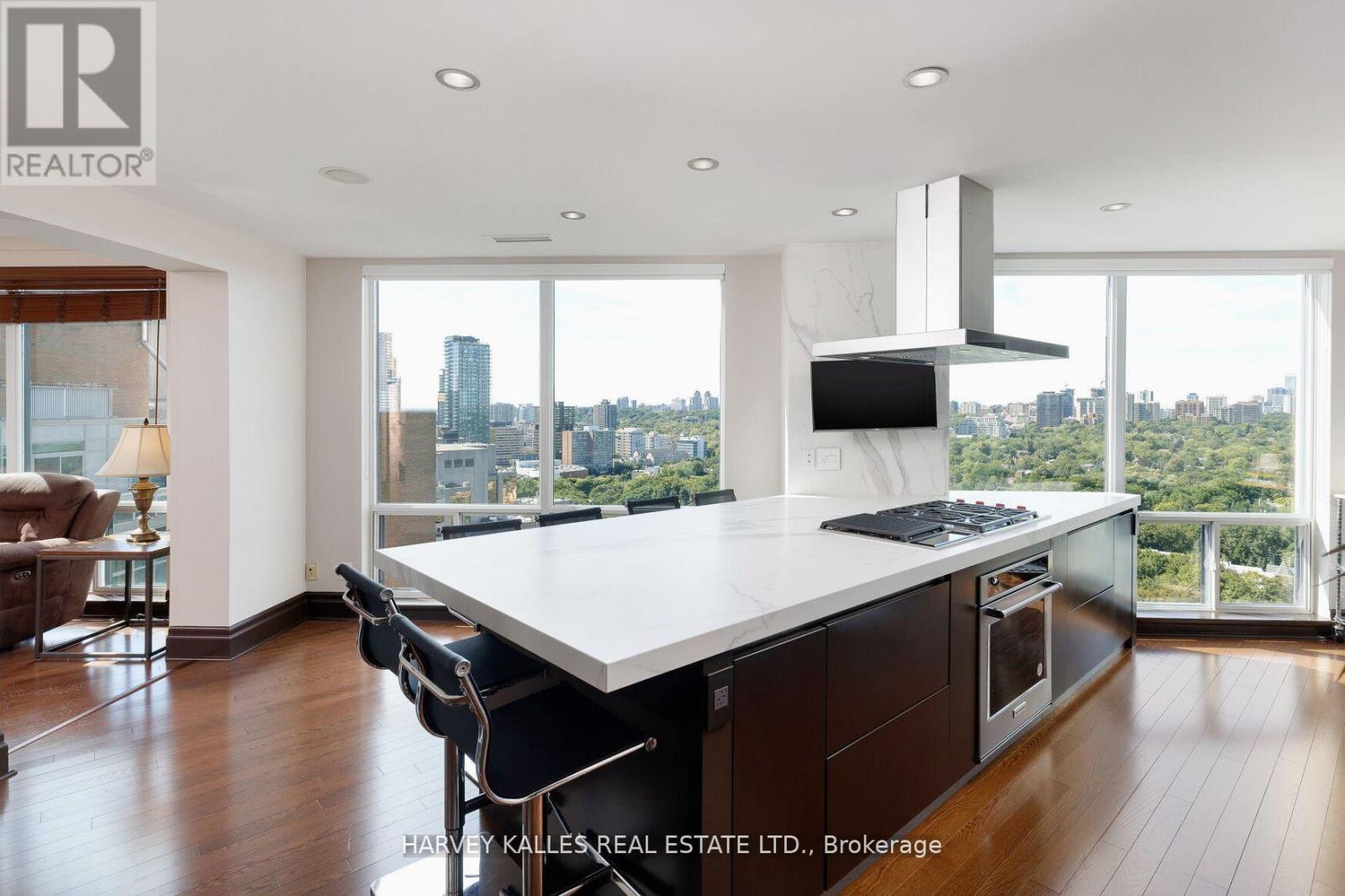 2701 - 300 Bloor Street E, Toronto, Ontario  M4W 3Y2 - Photo 12 - C13169460