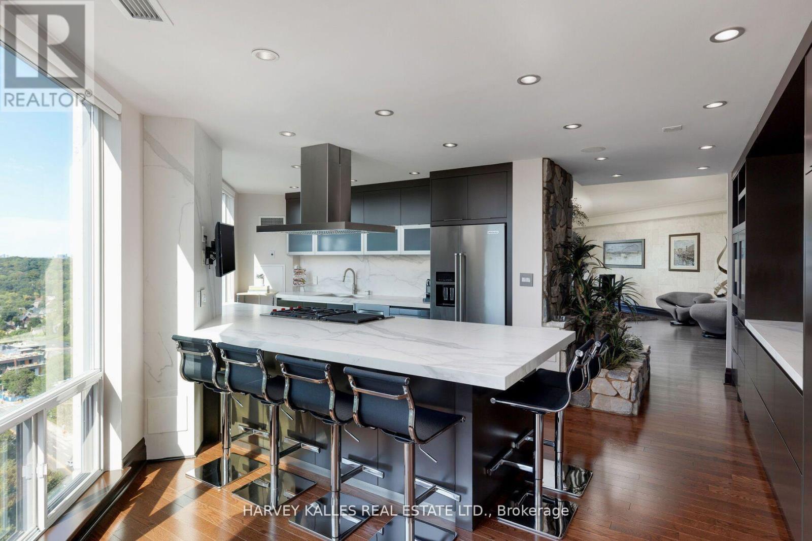 2701 - 300 Bloor Street E, Toronto, Ontario  M4W 3Y2 - Photo 14 - C13169460