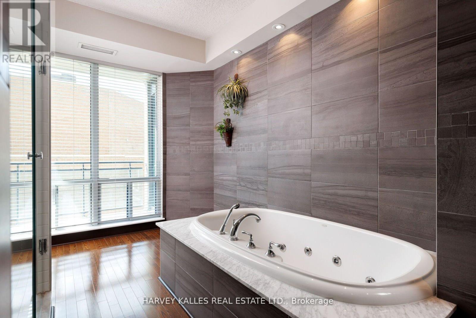 2701 - 300 Bloor Street E, Toronto, Ontario  M4W 3Y2 - Photo 25 - C13169460