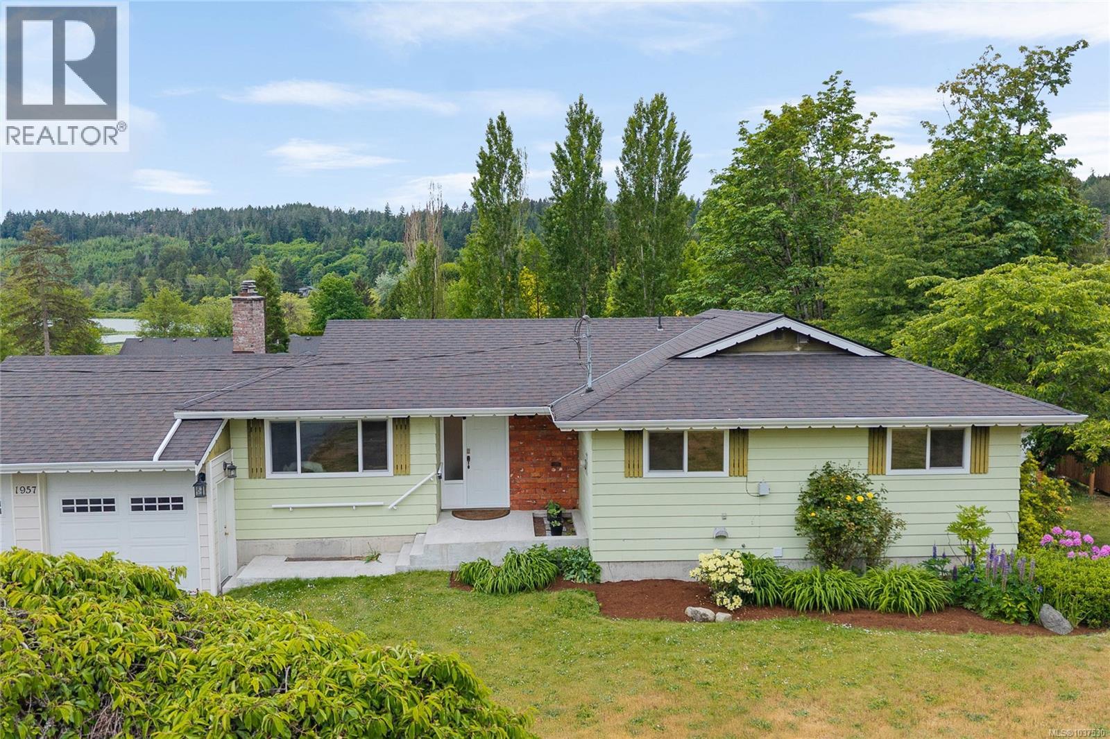 1957 Richardson Rd, Nanaimo, British Columbia