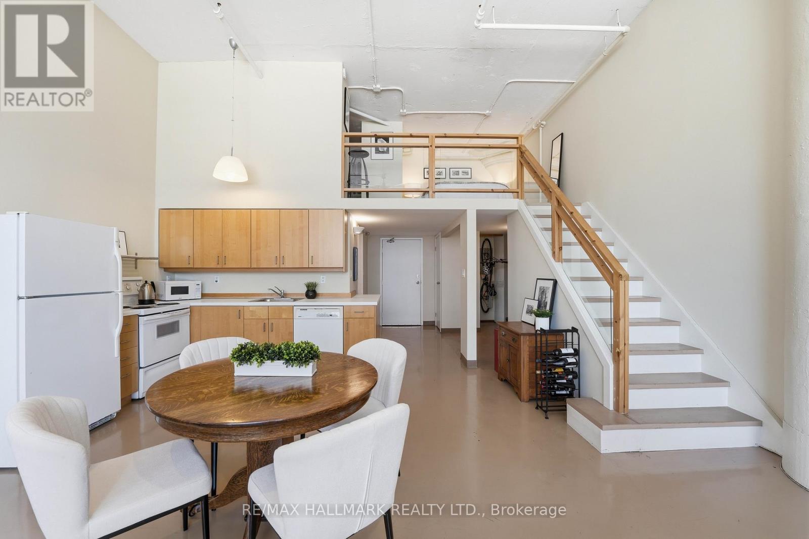 203 - 245 Carlaw Avenue, Toronto, Ontario  M4M 2S6 - Photo 10 - E13169232