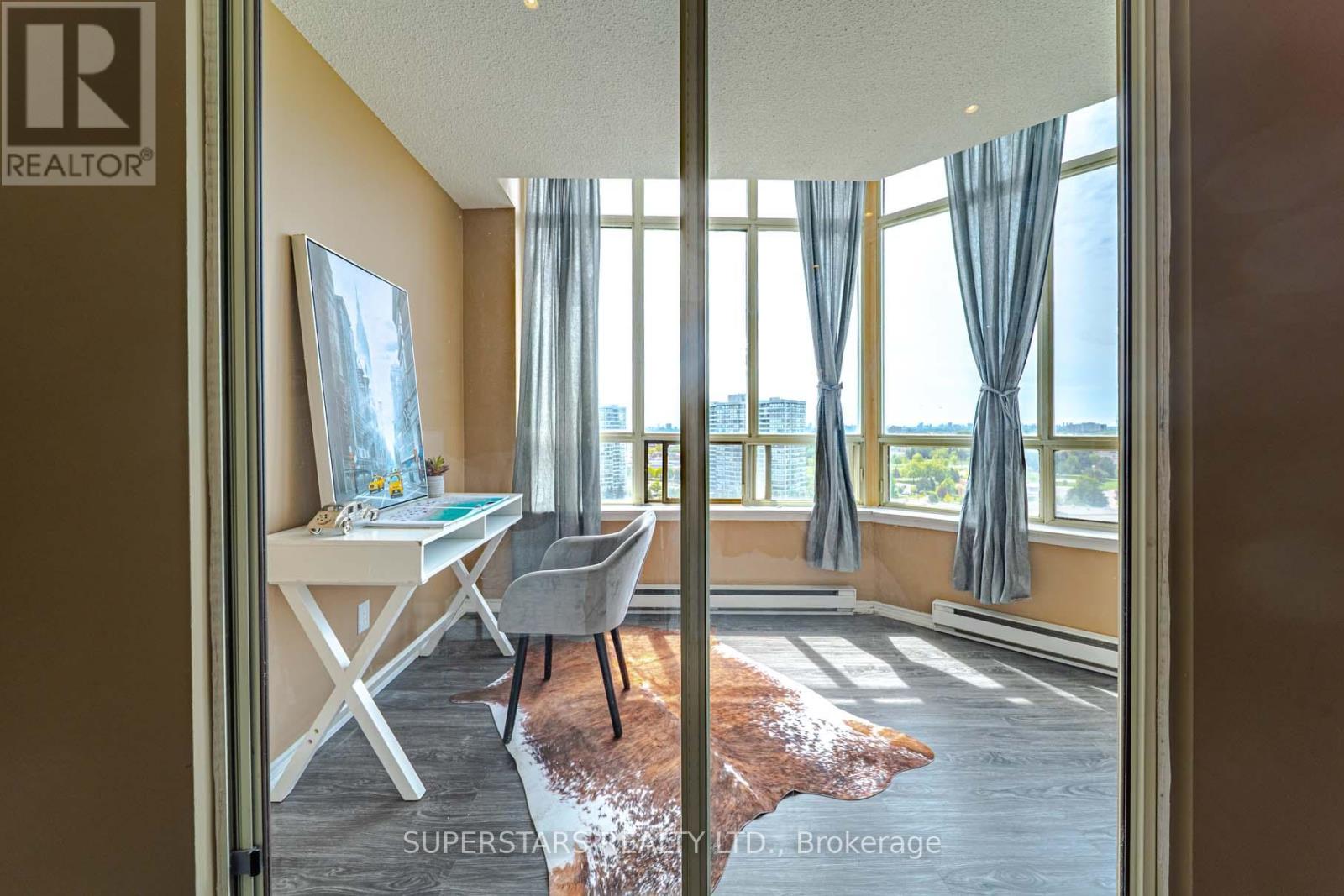 1813 - 160 Alton Towers Circle, Toronto, Ontario  M1V 4X8 - Photo 18 - E13169246