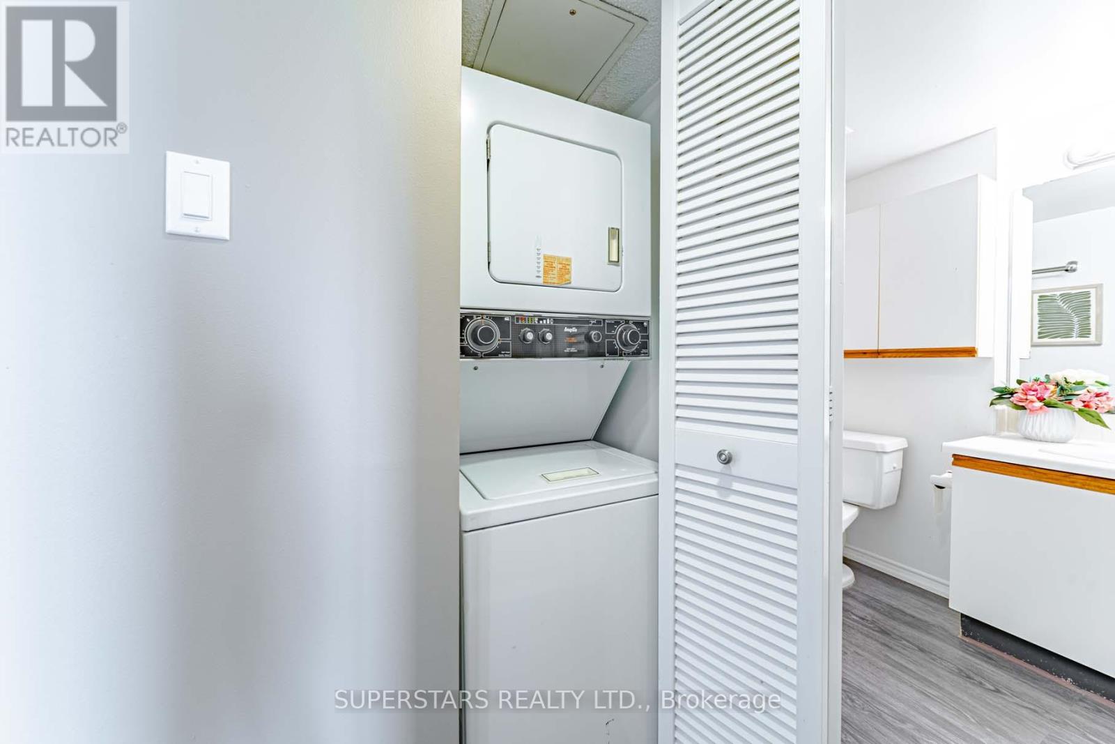 1813 - 160 Alton Towers Circle, Toronto, Ontario  M1V 4X8 - Photo 23 - E13169246