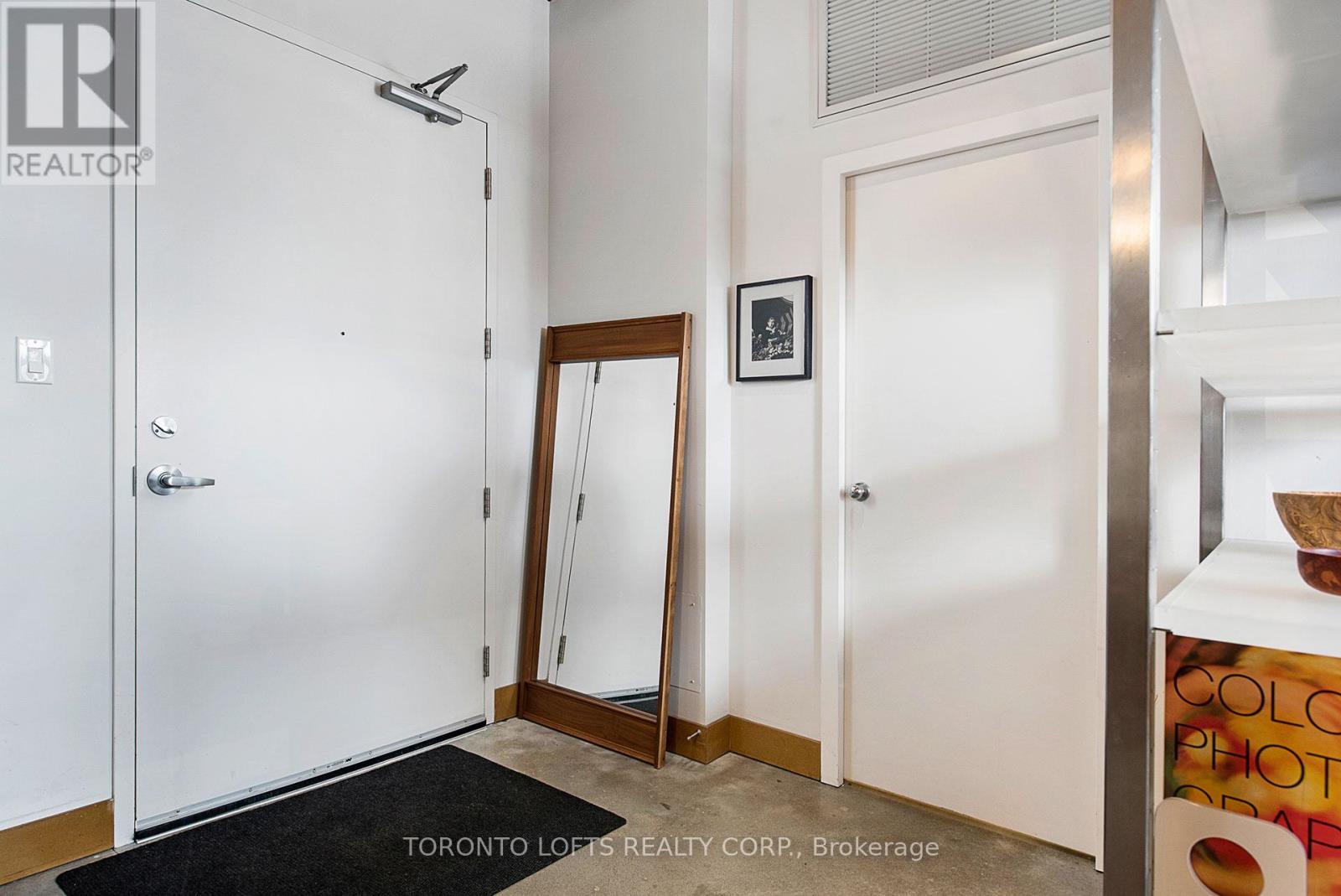 201 - 68 Broadview Avenue, Toronto, Ontario  M4M 2E6 - Photo 17 - E13169320