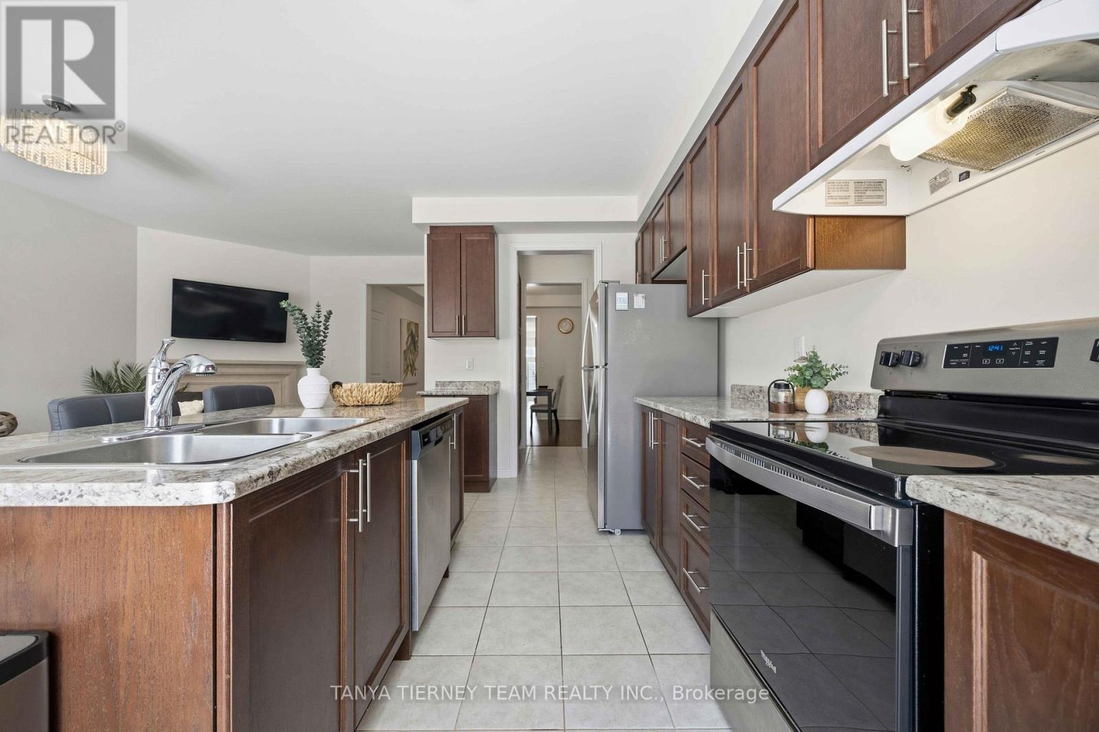 34 Mulgrave Street, Whitby, Ontario  L1P 0J9 - Photo 18 - E13169324