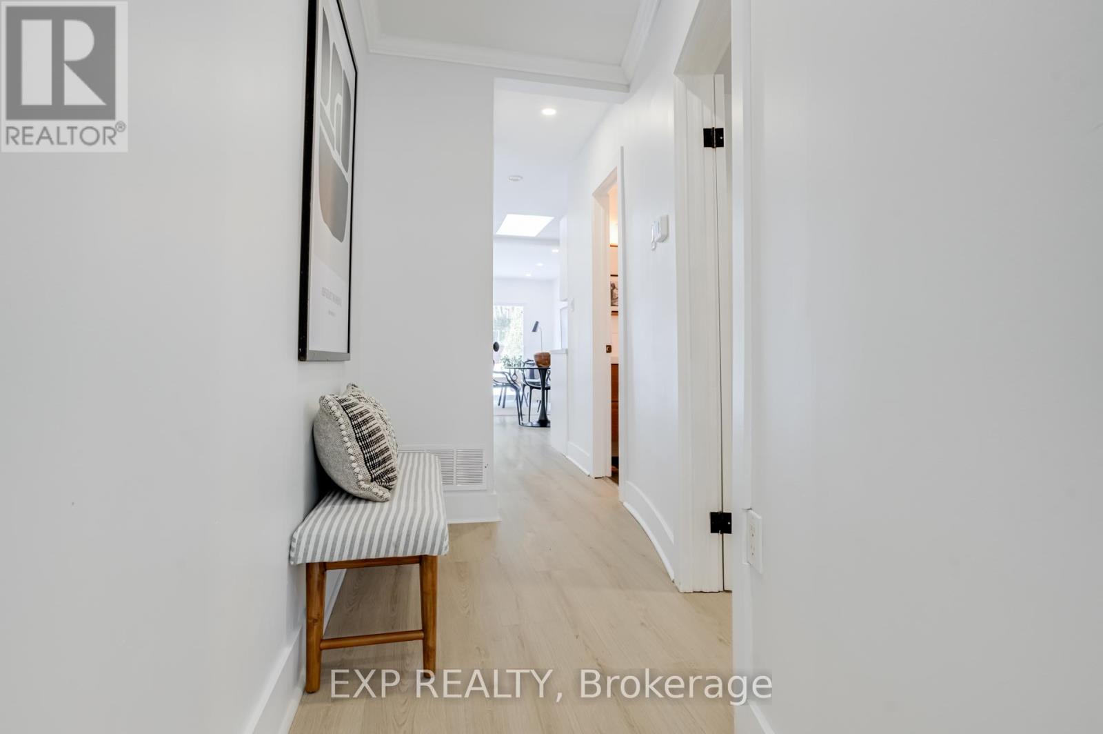 146 Hanson Street, Toronto, Ontario  M4C 1A4 - Photo 10 - E13169448