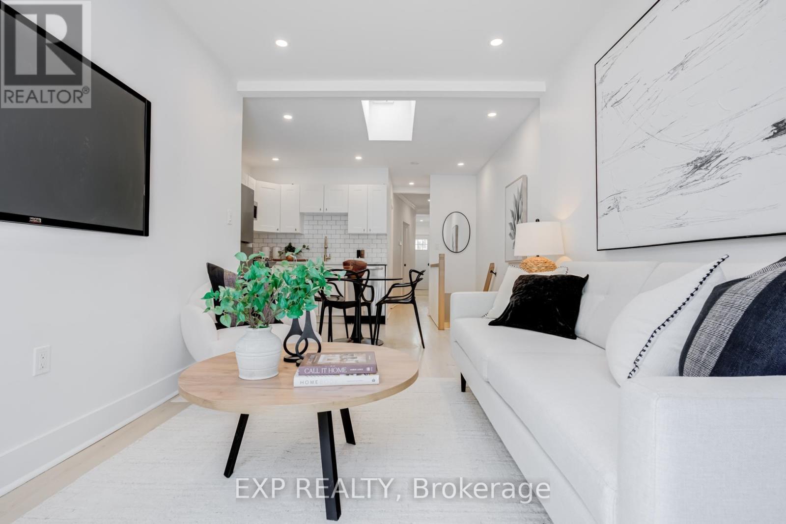 146 Hanson Street, Toronto, Ontario  M4C 1A4 - Photo 18 - E13169448