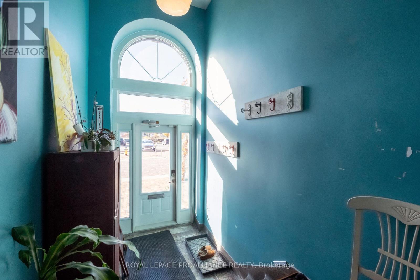 161 Front Street, Belleville, Ontario  K8N 2Y6 - Photo 19 - X12544094