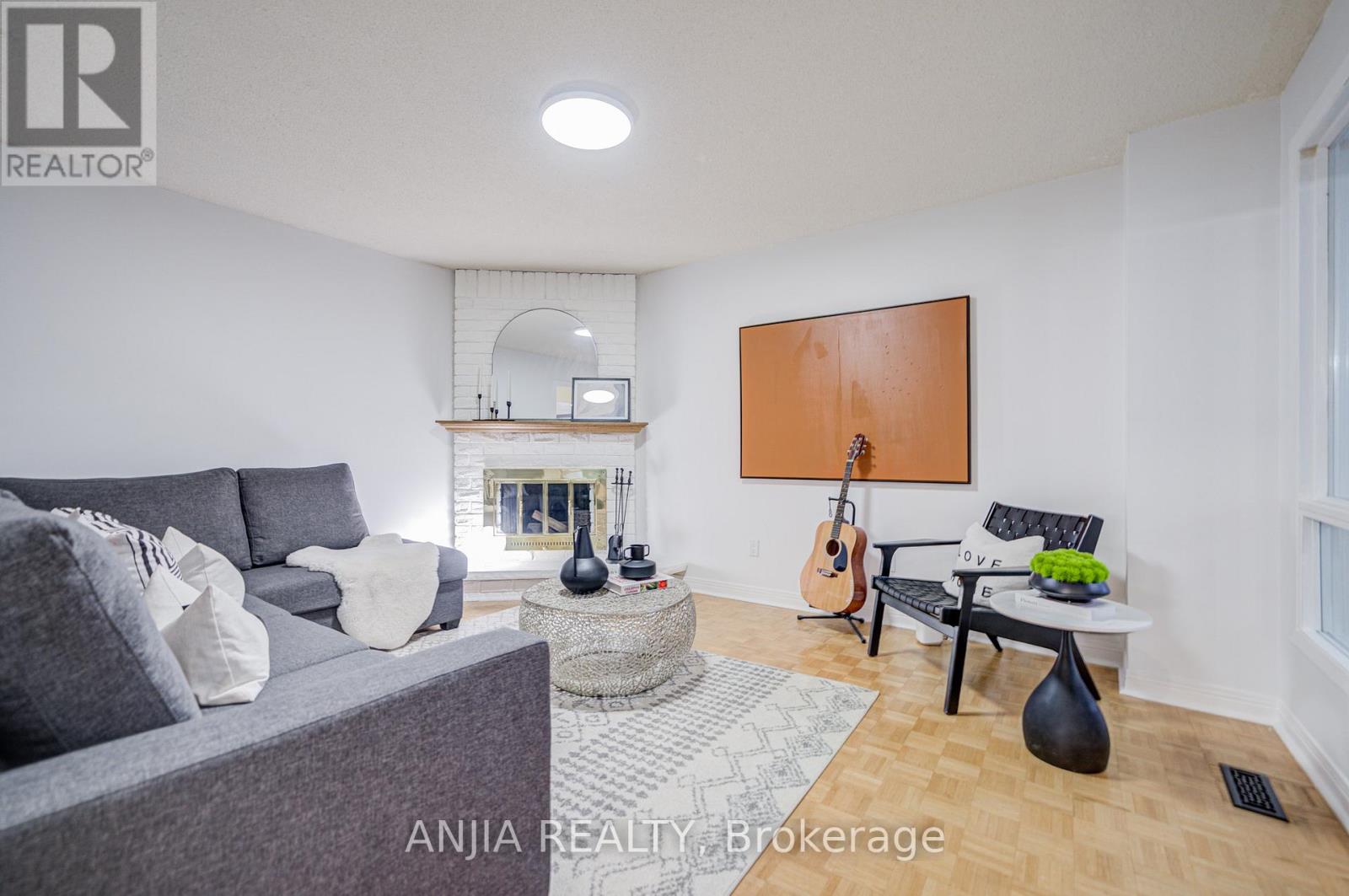 7 Downside Road, Markham, Ontario  L3R 3V2 - Photo 9 - N13169298