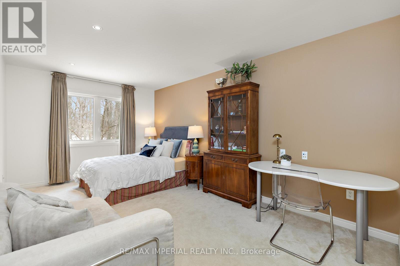 16 Carriage House Court, Richmond Hill, Ontario  L4E 4V3 - Photo 34 - N13169314