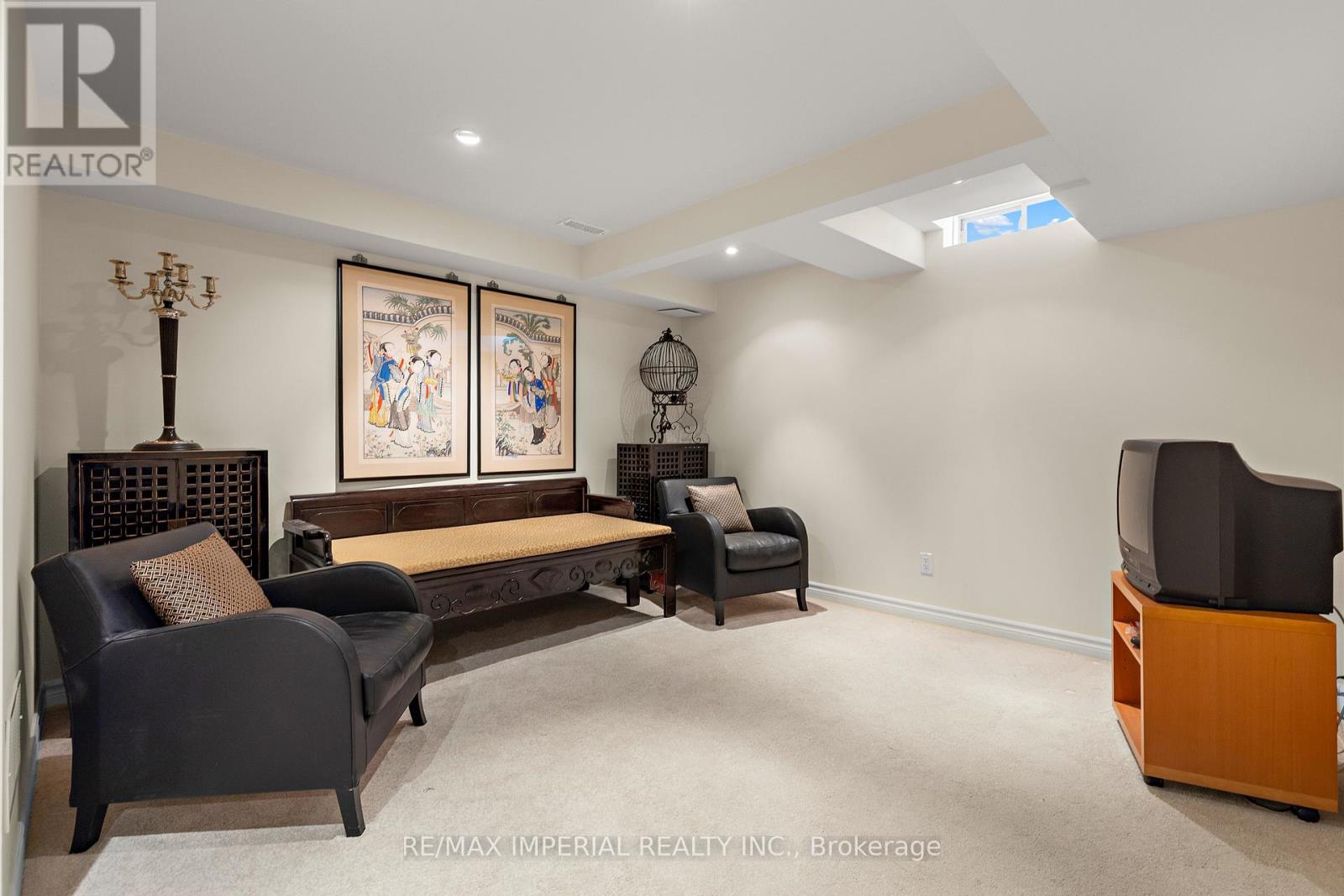 16 Carriage House Court, Richmond Hill, Ontario  L4E 4V3 - Photo 45 - N13169314