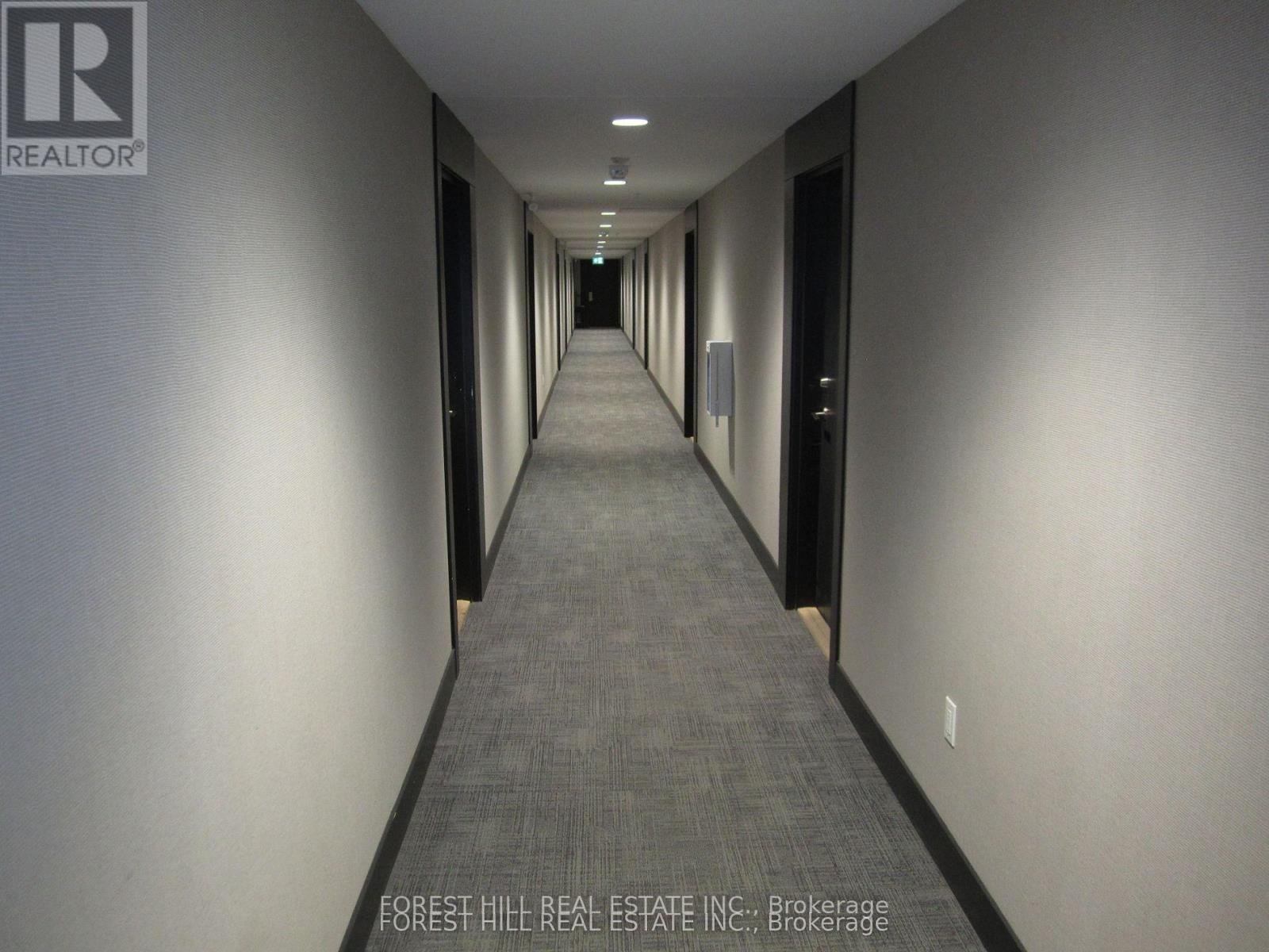 111 - 8010 Kipling Avenue, Vaughan, Ontario  L4L 0M5 - Photo 2 - N13169328